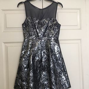 Paraella Francesca's Party Dress.  Size Small. NWT